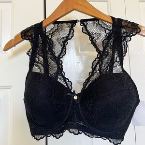 NWT 34D Essential Bodywear Date night black lace bra